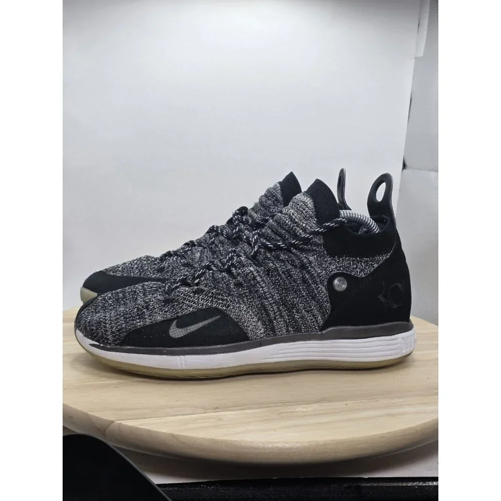 Nike KD11 XI Flyknit GS Oreo Black White Women's Sz 8/Youth Sz 6.5 Y - Picture 1 of 8